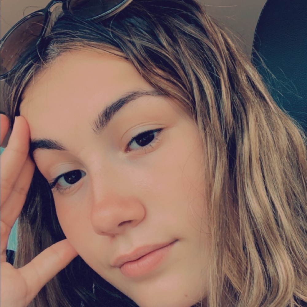 Meet your Posher, Hailey